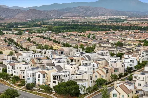 View/Area - 107 Spiral, Irvine, CA 92618 photo 2 of 4