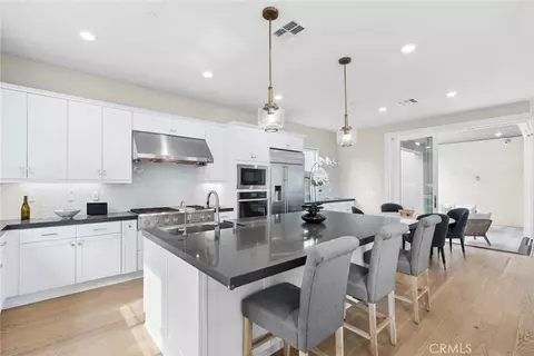 Kitchen - 107 Spiral, Irvine, CA 92618 photo 3 of 3