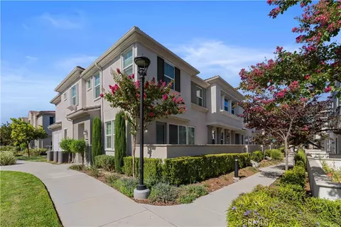 Exterior - 7100 Montecito Ln, Eastvale, CA 92880 photo 4 of 6