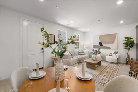 Entry Way - 7100 Montecito Ln, Eastvale, CA 92880 photo 1 of 3