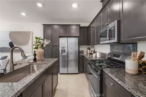Kitchen - 7100 Montecito Ln, Eastvale, CA 92880 photo 1 of 1