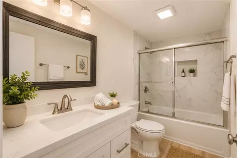Bath - 12 Blackswan, Irvine, CA 92604 photo 2 of 2