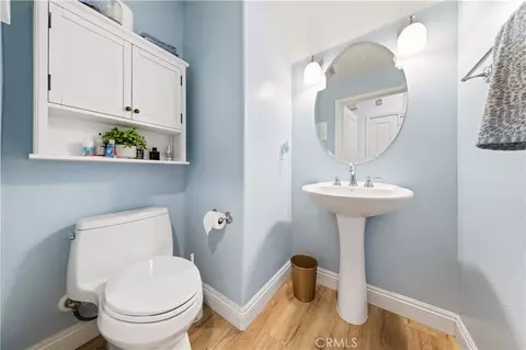 Bath - 111 Chantilly, Irvine, CA 92620 photo 1 of 6