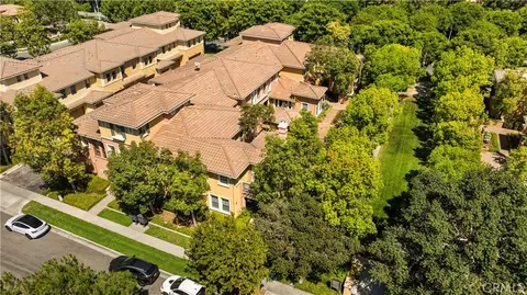 View/Area - 111 Chantilly, Irvine, CA 92620 photo 2 of 7