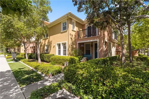 Exterior - 111 Chantilly, Irvine, CA 92620 photo 3 of 10