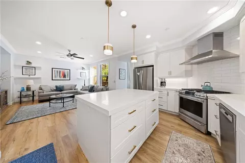Kitchen - 111 Chantilly, Irvine, CA 92620 photo 3 of 6