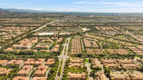 View/Area - 111 Chantilly, Irvine, CA 92620 photo 4 of 7