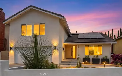 25111 Shaver Lake Cir, Lake Forest, CA 92630