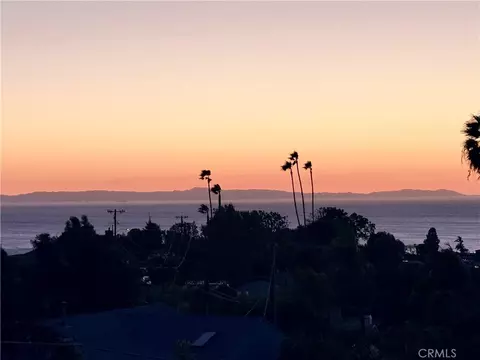 1560 Bluebird Canyon Dr, Laguna Beach, CA 92651