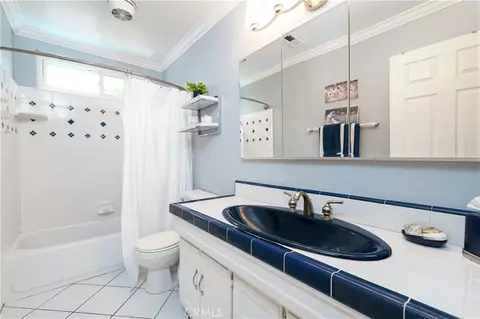 Bath - 7318 E Cambria, Orange, CA 92869 photo 2 of 4