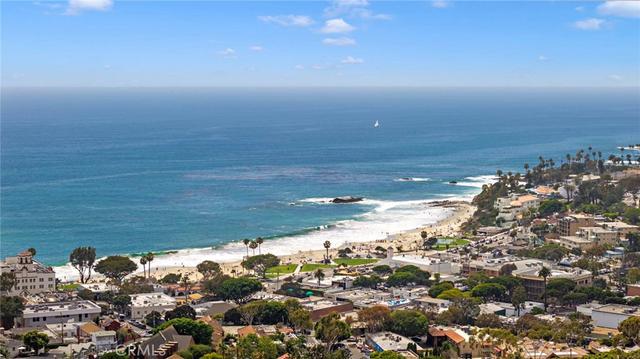 459 Hilledge Dr, Laguna Beach, CA 92651