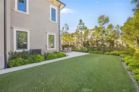 149 Winnett, Irvine, CA 92602