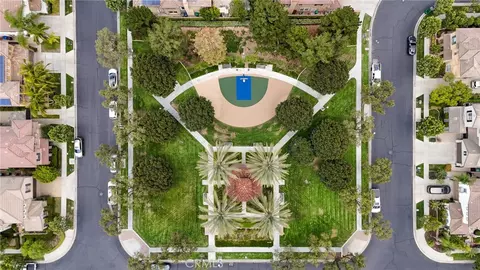 View/Area - 5 Upland, Irvine, CA 92602 photo 5 of 13