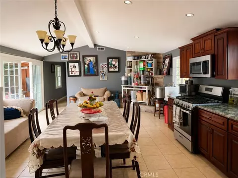 505 N Hewes, Orange, CA 92869 photo 4