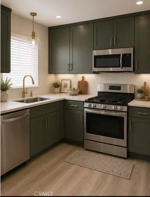Kitchen - 44 Timber Run, Irvine, CA 92614 photo 4 of 6
