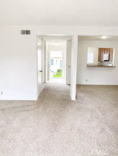 Living - 44 Timber Run, Irvine, CA 92614 photo 1 of 3