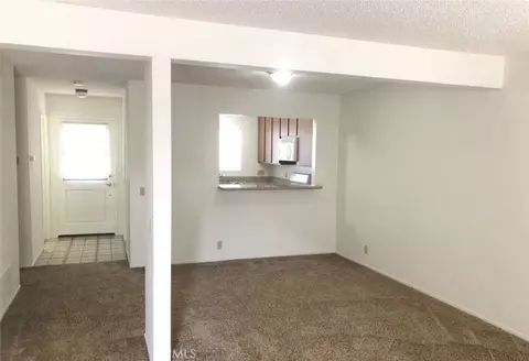 Living - 44 Timber Run, Irvine, CA 92614 photo 2 of 3