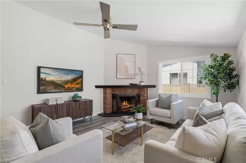 Living - 2003 W Willow Ave, Orange, CA 92868 photo 2 of 4
