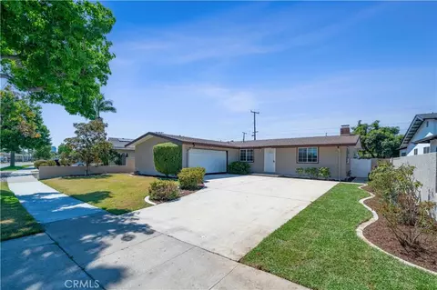 Exterior - 2003 W Willow Ave, Orange, CA 92868 photo 1 of 7