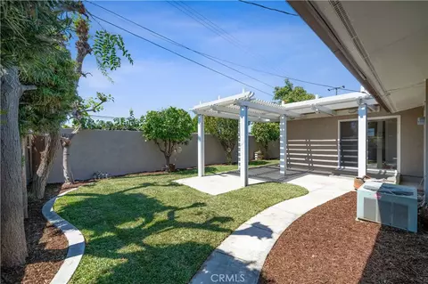 Exterior - 2003 W Willow Ave, Orange, CA 92868 photo 4 of 7