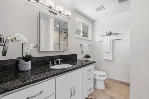 Bath - 2003 W Willow Ave, Orange, CA 92868 photo 1 of 3