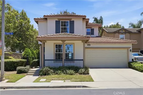 100 Lydia Ln, Corona, CA 92882