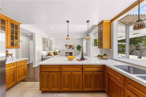 Kitchen - 9 Terraza, Irvine, CA 92614 photo 3 of 6