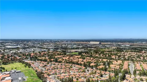 View/Area - 9 Terraza, Irvine, CA 92614 photo 3 of 11