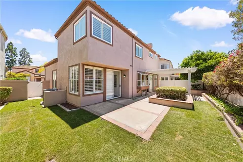 Exterior - 9 Terraza, Irvine, CA 92614 photo 3 of 11