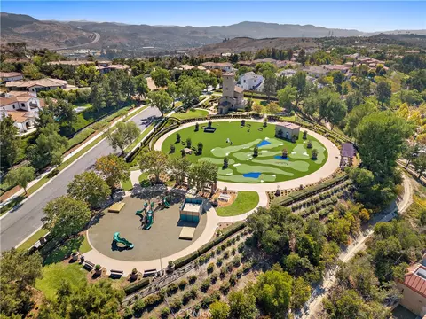 View/Area - 2 Galaxy Isle, Ladera Ranch, CA 92694 photo 7 of 8