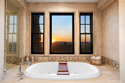 Bath - 2 Galaxy Isle, Ladera Ranch, CA 92694 photo 6 of 9