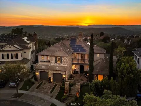 View/Area - 2 Galaxy Isle, Ladera Ranch, CA 92694 photo 1 of 8