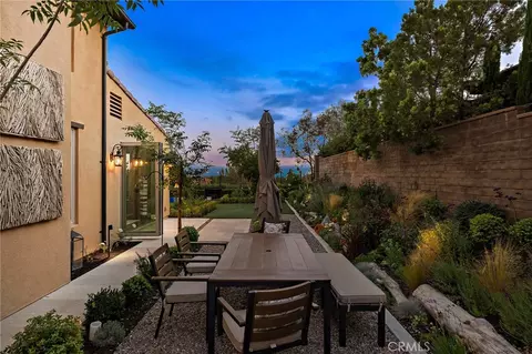 Exterior - 137 Sunset, Irvine, CA 92602 photo 17 of 24