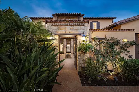 Exterior - 137 Sunset, Irvine, CA 92602 photo 4 of 24