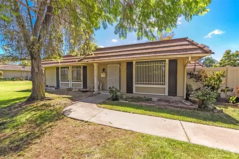 23526 Los Adornos, Aliso Viejo, CA 92656