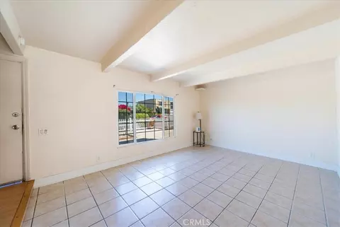Living - 835 Raintree Pl, Vista, CA 92084 photo 2 of 2