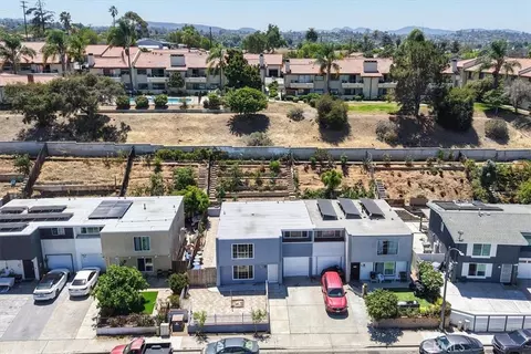 View/Area - 835 Raintree Pl, Vista, CA 92084 photo 3 of 4