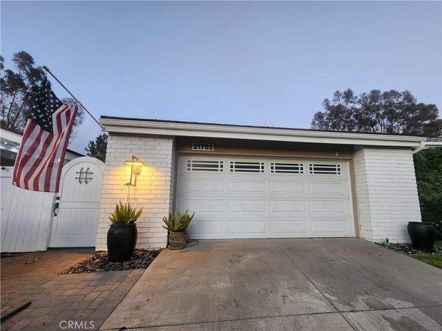 21752 Northwood Ln, Lake Forest, CA 92630