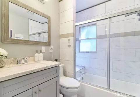 Bath - 582 Rose Ln, Twin Peaks, CA 92391 photo 3 of 11