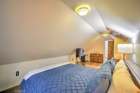Bedroom - 582 Rose Ln, Twin Peaks, CA 92391 photo 2 of 8