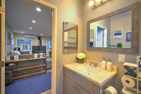 Bath - 582 Rose Ln, Twin Peaks, CA 92391 photo 1 of 11