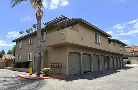Other - 788 Gianni #202, Corona, CA 92879 photo 4 of 10