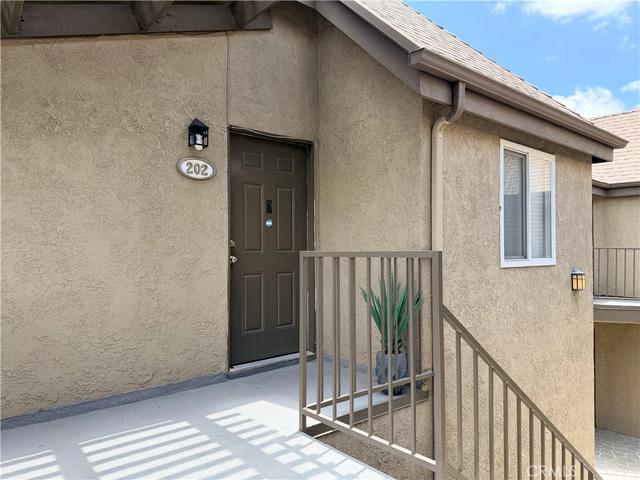 788 Gianni #202, Corona, CA 92879