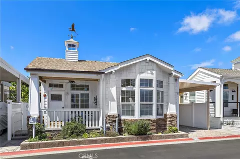 252 Mayflower, Newport Beach, CA 92660