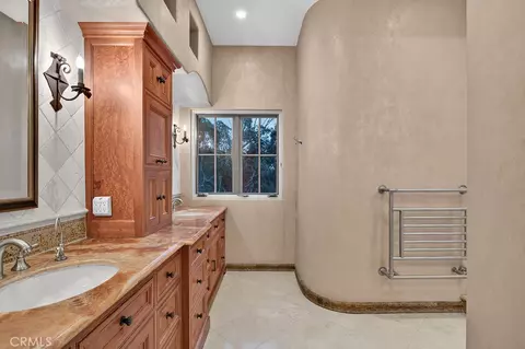 Bath - 7206 Aviara Dr, Carlsbad, CA 92011 photo 1 of 3