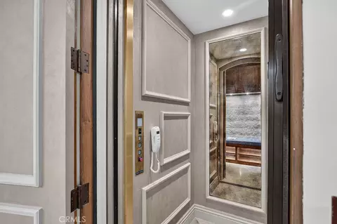 Entry Way - 7206 Aviara Dr, Carlsbad, CA 92011 photo 1 of 7