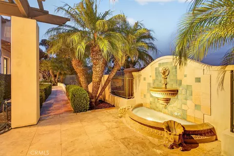 Exterior - 7206 Aviara Dr, Carlsbad, CA 92011 photo 8 of 9