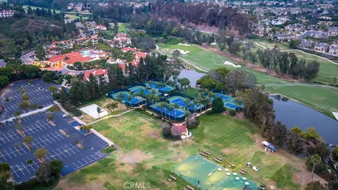 View/Area - 7206 Aviara Dr, Carlsbad, CA 92011 photo 7 of 9