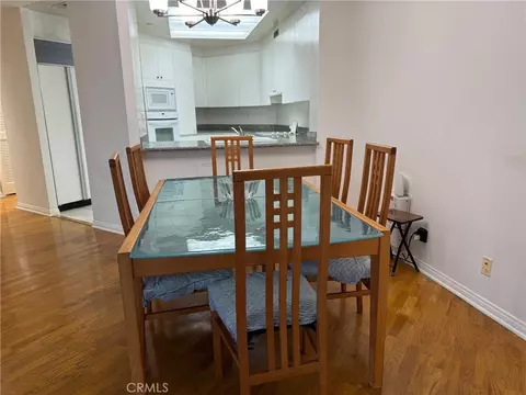 Dining - 850 E Ocean Blvd #B3, Long Beach, CA 90802 photo 2 of 2