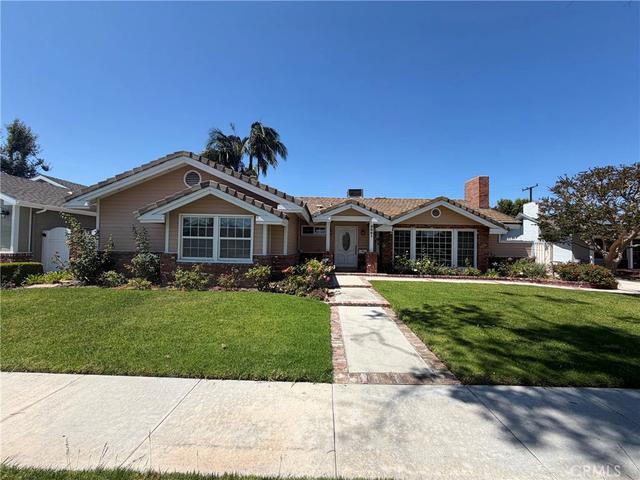 2661 Kempton, Los Alamitos, CA 90720